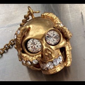 Alexander McQueen skull .  Swarovski