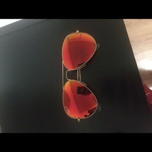 Ray ban aviators polarized