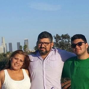 Meet your Posher, Manuel