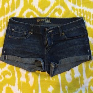Express denim mini shorts, size 4
