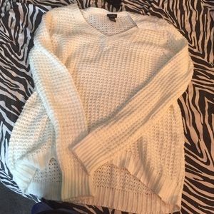 White over sized knit sweater