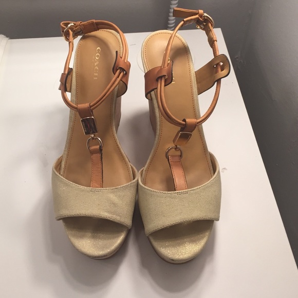 Coach wedges