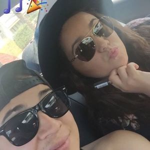 Meet your Posher, Noel