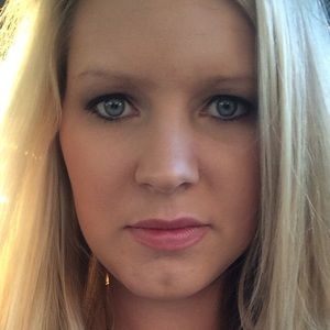 Meet your Posher, Lexis