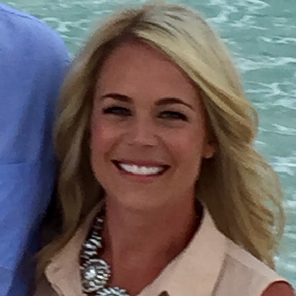 Meet your Posher, Jessica - Picture 1 of 1