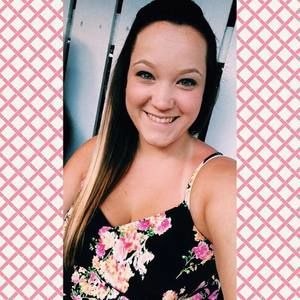 Meet your Posher, Katelyn