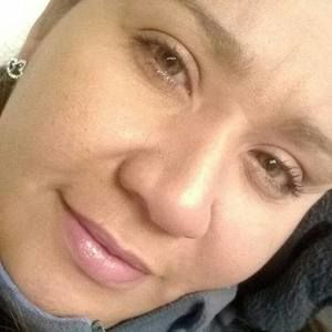 Meet your Posher, Deniris esther