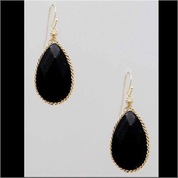 Jewelry - Earrings