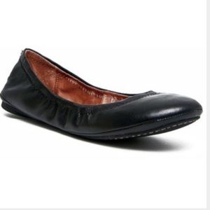 Lucky Brand Emmie Flats.