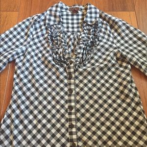 Quarter sleeve black & white checkered plaid shirt