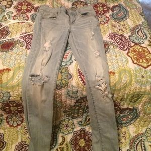American Eagle blue jeans
