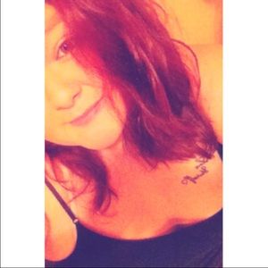 Meet your Posher, Selena