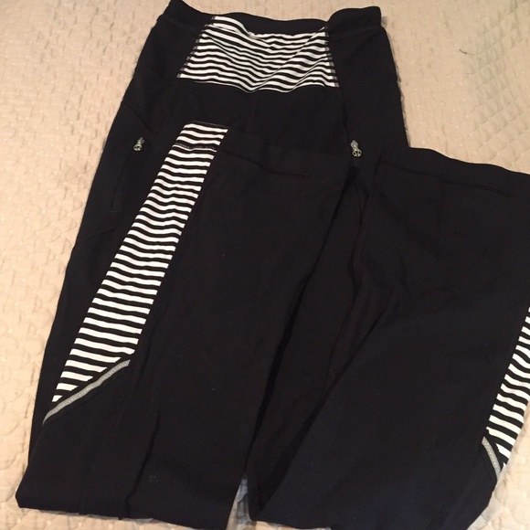 Lululemon athletic pants size 4