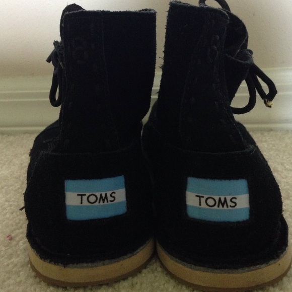Toms Black BOTAS