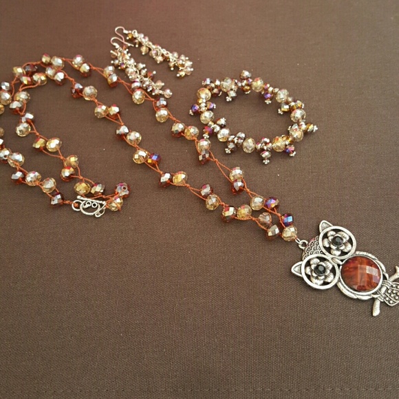 New..Handmade set beautiful - Picture 2 of 3