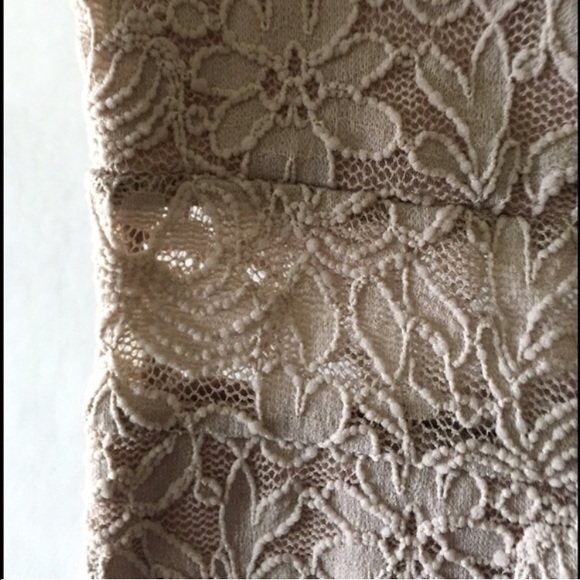 Mocha Soft Lace Romper - Picture 4 of 4