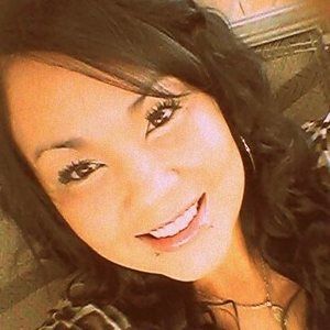 Meet your Posher, Val