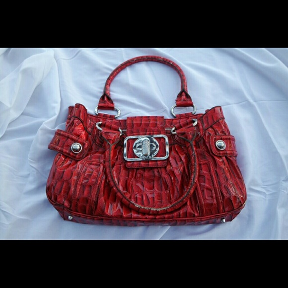 GUESS Handbag Purse