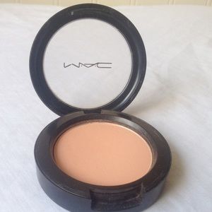MAC PRO LONGWEAR BLUSH