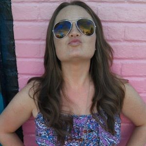 Meet your Posher, Lindsey