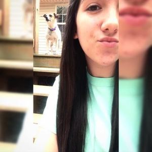 Meet your Posher, Lora