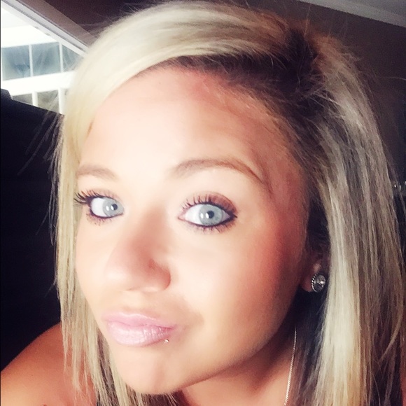 Meet your Posher, Erin