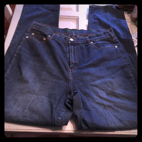 Avenue Jeans!