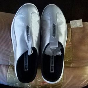 Solar softies Silva and white