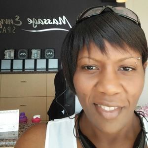 Meet your Posher, Latasha