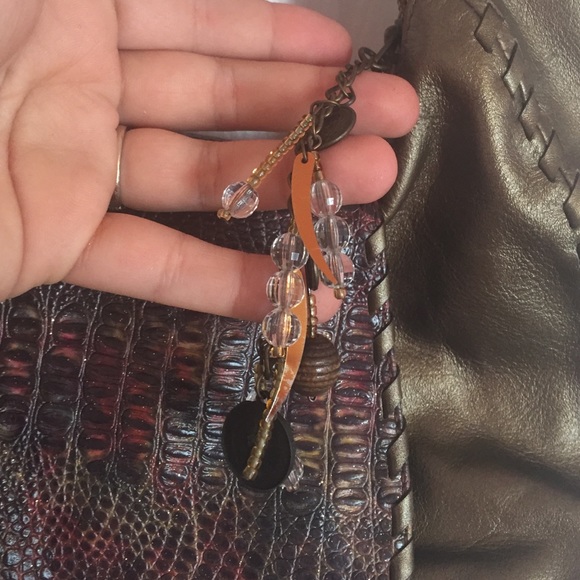 Handbag - Picture 3 of 4