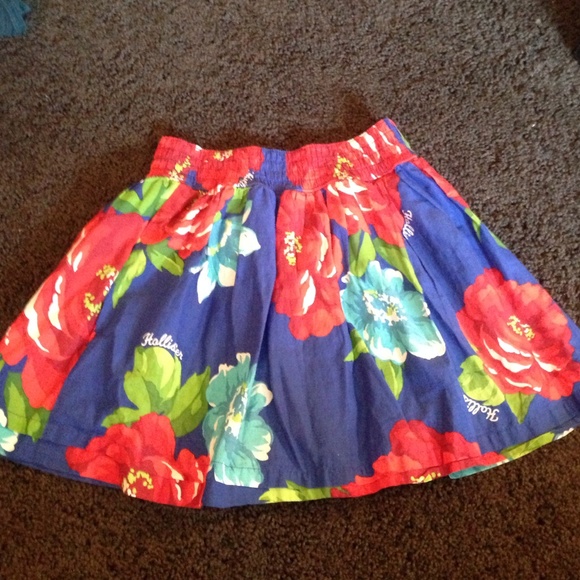 Hollister Skirt