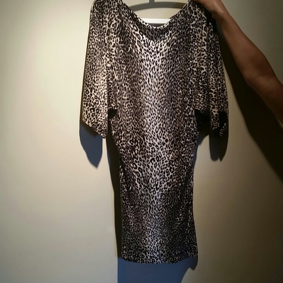 Dress - Picture 3 of 3