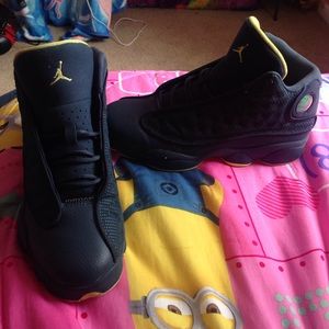 Fairly new condition,wore3/4 times ,missing soles