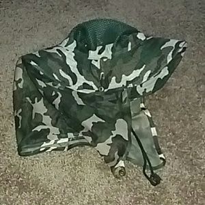 camo bucket hat with net