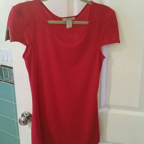 Top - Picture 3 of 3