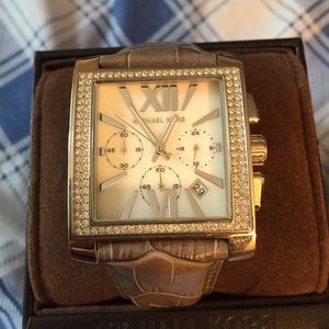 Authentic Michael Kors!💖One Day Sale💖