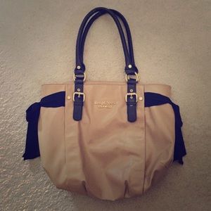Simply Vera Handbag