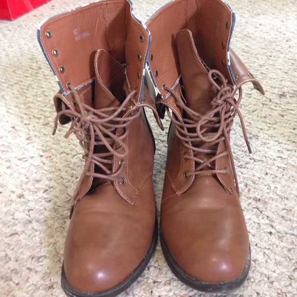 Never before worn boots