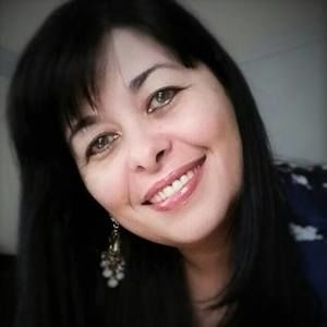 Meet your Posher, Adriana