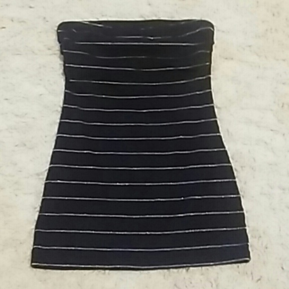 Black striped tube top shirt
