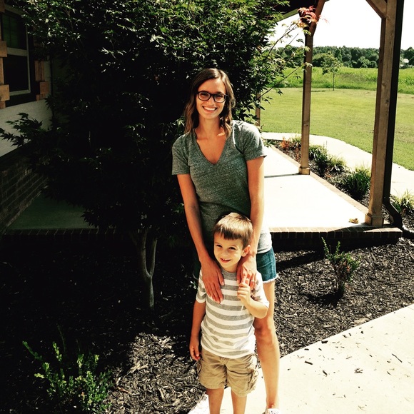 Meet your Posher, Kaylie