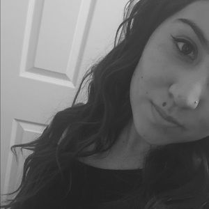 Meet your Posher, Noemi