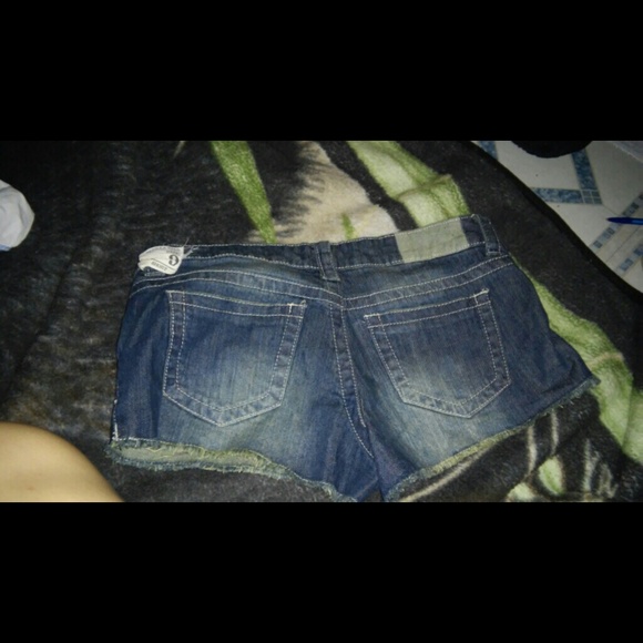 shorts - Picture 2 of 2