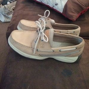 Almost new Sperry