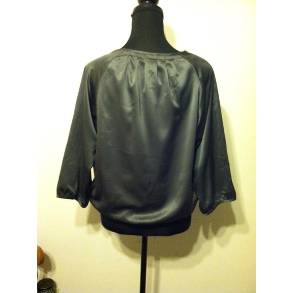 Old Navy Graphite Top👀 - Picture 2 of 2