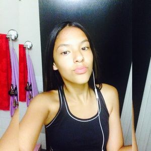 Meet your Posher, Carla