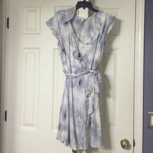 Gorgeous Silk Banana Republic print wrap dress