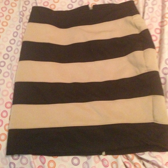 Forever 21 skirt - Picture 1 of 1