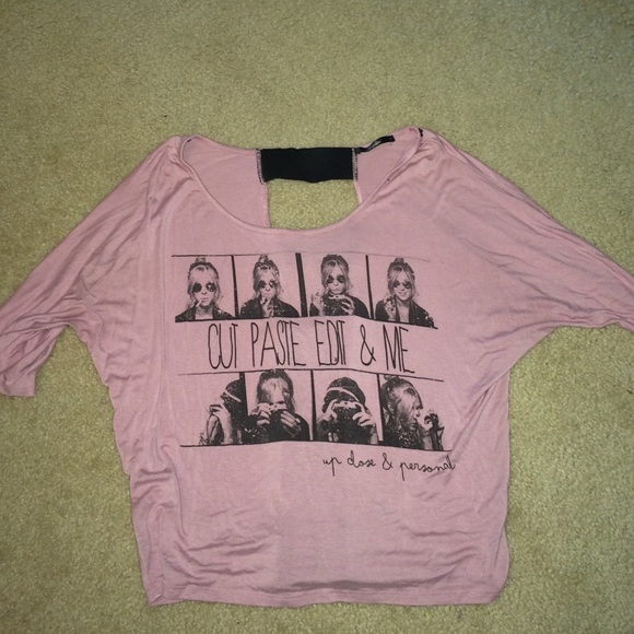 Graphic tee