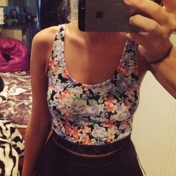 Forever 21 Floral Crop Top